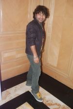 Kailash Kher at singer Krsna party in Sea Princess on 27th Feb 2012 (23).JPG